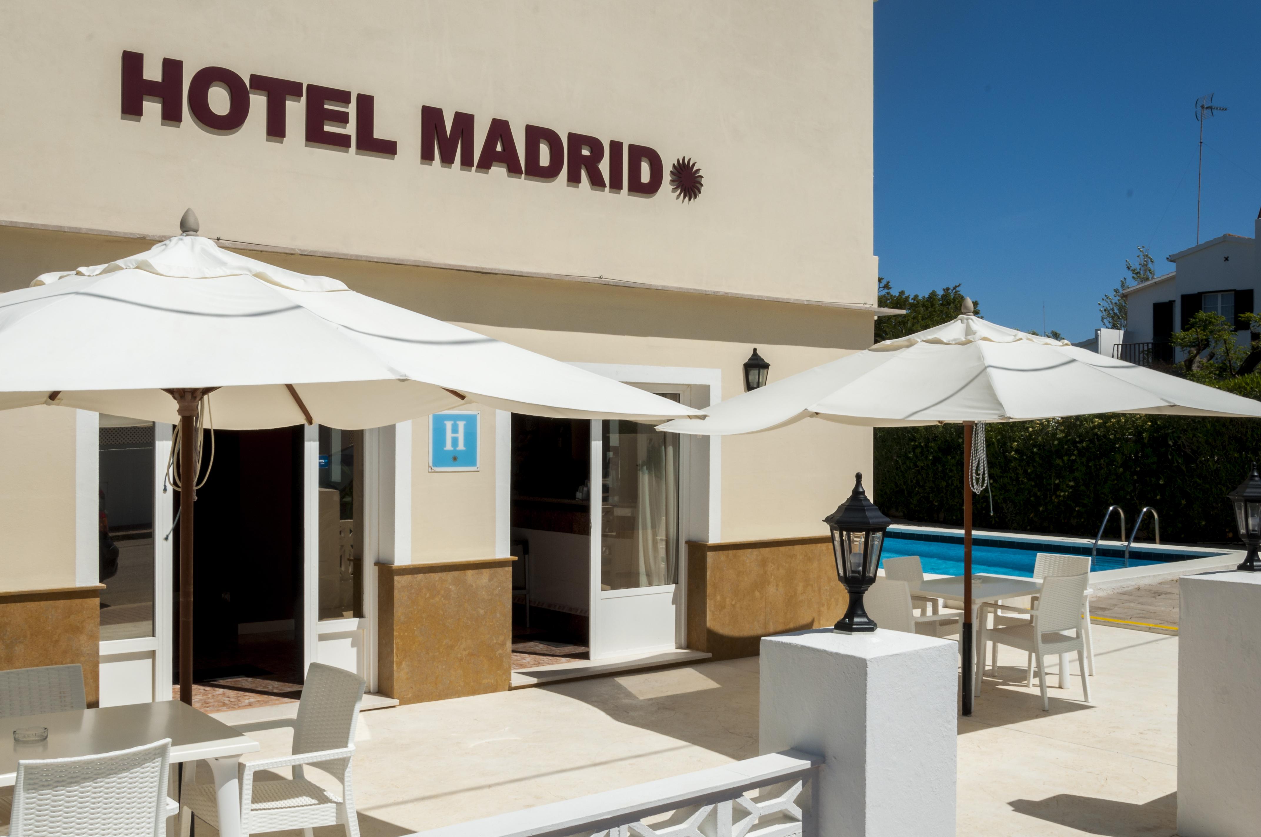Hotel Madrid Ситадела Екстериор снимка