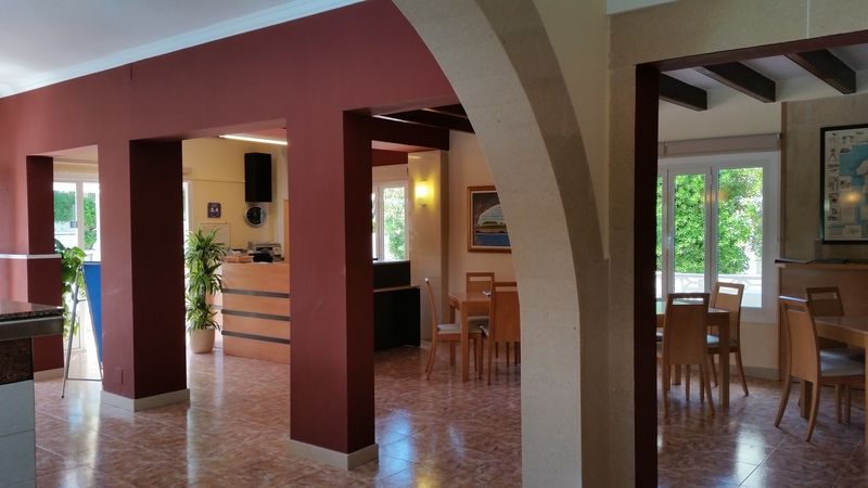 Hotel Madrid Ситадела Екстериор снимка