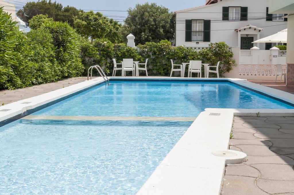 Hotel Madrid Ситадела Екстериор снимка